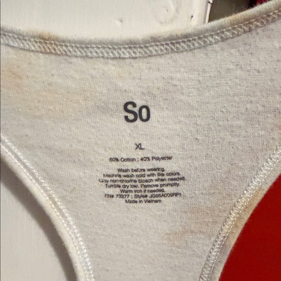 Bundle of Women's Sleeveless Tops - White and Purple - Picture 4 of 7